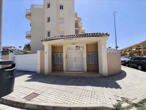 Voulez-vous acheter un appartement de 2 chambres à vendre à Dénia ? Excellente opportunité d’acquérir cet appartement résidentiel d’une superficie de 66,45m² bien réparti en 2 chambres et 2 salles de bains situé dans la ville de Dénia, province d’Ali...