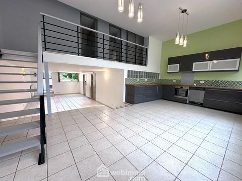 Votre agence 123webimmo l'immobilier au meilleur prix vous présente : Imaginez votre nouvelle vie dans ce loft spacieux et lumineux de 122 m², idéalement situé à seulement 2 minutes à pied de la gare d'Héricy! Au rez-de-chaussée, découvrez la cuisine...