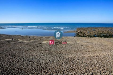 Situé au rez-de-chaussée d'une villa face à la mer, divisée en 4 logements. Cet appartement avec terrasse et parking, offre un emplacement privilégié, à proximité immédiate d'un cadre naturel unique et classé parmi les plus beaux sites de la côte d'o...