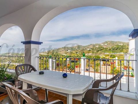 This apartment is situated in a charmingly typical Andalusian street in a peaceful neighbourhood in the beautiful white village of Torrox. Its on the first floor of the building and close to the bus stop and all the local amenities you need in your d...