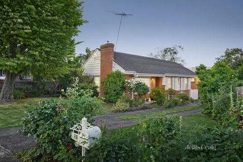 A charming family home wrapped in beautiful vibrant gardens, this prized allotment and location will pique the interest of numerous buyers or investors. Tightly held and neatly maintained to provide excellent opportunities to live here and renovate t...