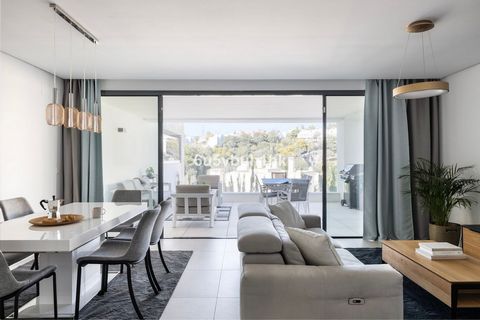 This luxury ground floor apartment is located in the tranquil area of Artola Cabopino Marbella East This bright and spacious apartment offers a comfortable living space It is in excellent condition ready for you to move in and enjoy The apartment fea...