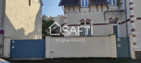 Cette maison est située à Montluçon (03), une ville dynamique offrant un cadre de vie agréable. Proche des écoles, du lycée, du collège et d'une crèche, elle est idéale pour les familles. Transport commun très proche. Les commodités telles que la cli...