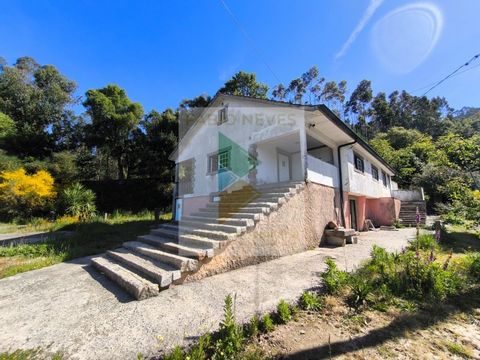 House located in Anais, nestled in a secluded and tranquil area, encompassing approximately 10,000 m2 of beautifully fenced land. This charming property boasts a welcoming 3-bedroom layout, making it an ideal choice for a vacation retreat or investme...