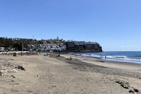 Schönes Ferienhaus in San Agustín, im Süden von Gran Canaria. Mit 1 Schlafzimmer und Platz für 2 Personen. Die Unterkunft mit einer Fläche von 40 m² umfasst ein Schlafzimmer für 2 Personen, ein Badezimmer und ein Wohnzimmer mit integrierter Küche. Ge...