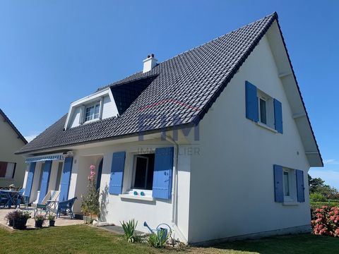 Become a real estate owner with this property in Neuville Les Dieppe. Property comprising a sleeping area comprising 5 bedrooms, a lounge area of 28m2 and a kitchen area. The interior living area is approximately 135.18m2. With 5 bedrooms, you can se...