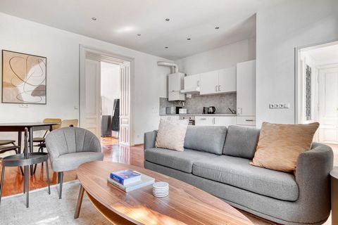 For stays longer than 1 month, we offer custom pricing. Please reach out for an exact quote! Discover the best of Vienna, with this modern apartment in a great location. It’ll be easy to simply show up and start living in this fashionably furnished a...