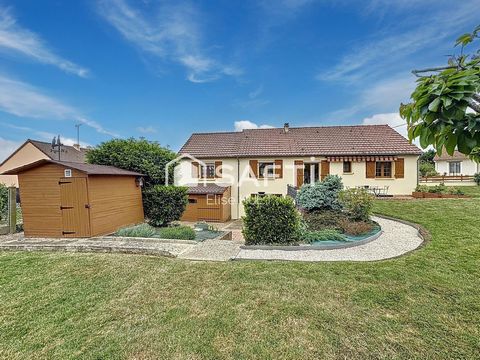 MAISON SUR SOUS SOL AVEC VIE DE PLAIN-PIED, JARDIN PAYSAGÉ