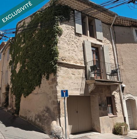 Maison de village du XVI -ème rénovée avec garage et extérieur