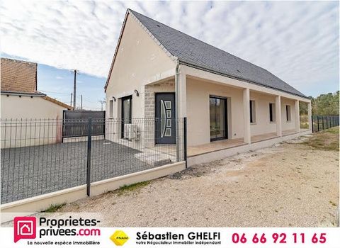 near BLOIS in the town of MONTILS-41120 All shops within walking distance Beautiful contemporary single-storey house - living room - 3 bedrooms - toilet - bathroom with beautiful shower - pantry - garage on plot of 600 m². ..............................