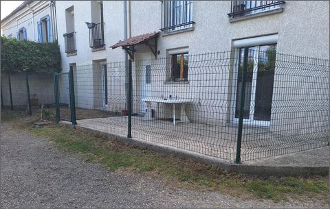 VILLEVAUDE PROCHE MAIRIE