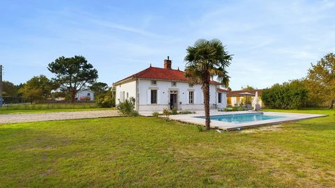 SUPERBE VILLA HAUT STANDING A BISCAROSSE