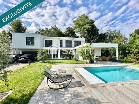 VILLA CALIFORNIENNE 220m² - 9,5 ares - BLAESHEIM