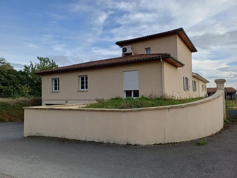 Campagne, proche d'Aubeterre sur Dronne.