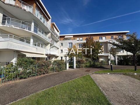 Montlouis sur Loire - Proche des commerces - Appartement 2 chambres dans résidence sécurisée de bon standing