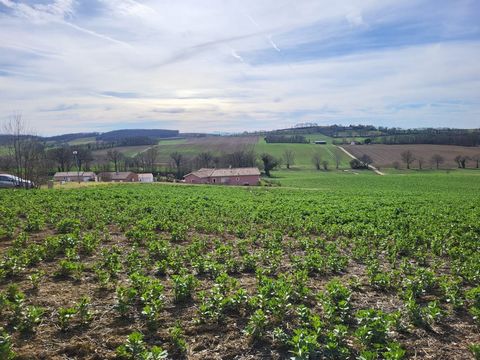 Terrain Constructible 1 148 m² - Vue Pyrénées