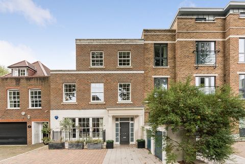 A sumptuous five bedroom family home set in an idyllic location just behind Richmond Green. Built in 2012, Baden House has been finished to an exceptional standard with the current owners maintaining the home meticulously. Arranged over four floors, ...