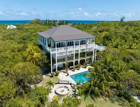 Private, peaceful and perfect. Seneme is a stunning 4,988 sq. ft. newly built home featuring three spacious stories in the ultra exclusive area of Harbour Island known as, ---The Narrows---. Situated on .5 acres of elevated land, Seneme offers panora...