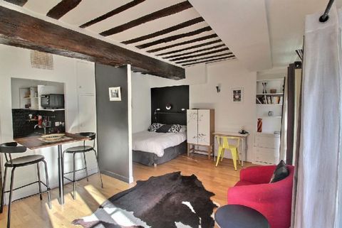 MOBILITY LEASE ONLY: In order to be eligible to rent this apartment you will need to be coming to Paris for work, a work-related mission, or as a student. This lease is not suitable for holidays. The living room has a table for 2 people, a TV, plenty...