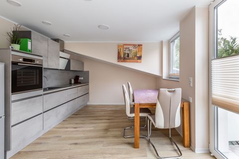 Very well equipped apartment with balcony and daylight bathroom. Washing machine, dryer etc. is in the laundry room. High quality kitchen with induction hob, extra quiet dishwasher, large refrigerator. All brand appliances Nobilia, Bosch and Siemens....