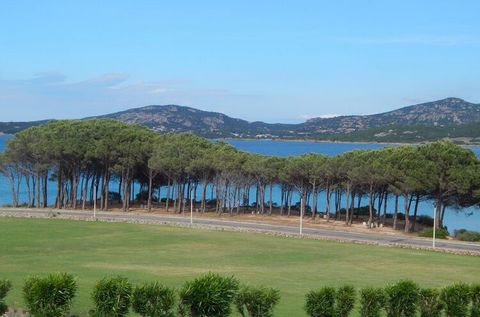 Lichte en vriendelijk ingerichte appartementen met een panoramisch uitzicht op slechts een paar meter van fantastisch mooie stranden. De residentie is ingebed in het mediterrane Macchia-bos met een prachtig uitzicht op de turquoise zee en de golf. Ru...
