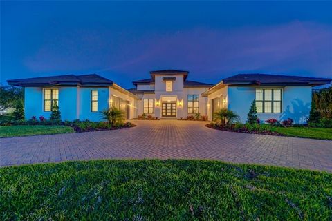 A Masterful achievement of concept and design, this stunning 2023 transitional custom-built Arthur Rutenberg 1-story residence located on a 29,753 sqft corner lot in the premier gated community Reserve at Oakridge showcases exquisite craftsmanship, c...