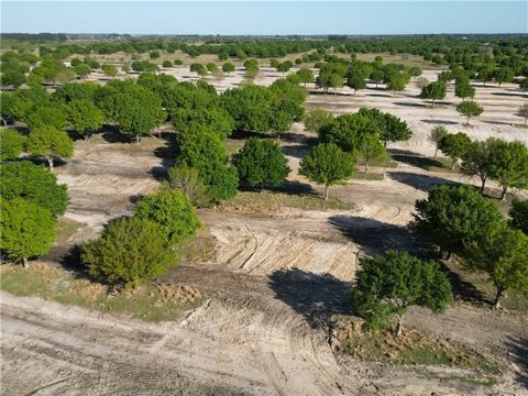 Your chance to own a piece of paradise is here with this 33-acre gem in St. Lucie County in rapidly developing region. Situated just minutes from I-95 and the Turnpike, this property boasts mature oaks and recently cleared land with newly seeded gras...