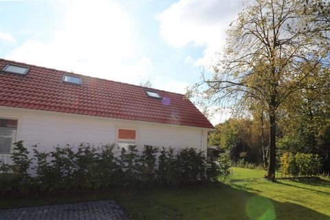 This newly built lovely cottage is located on the Eysinga State Estate, centrally between the large lakes of Friesland. The living room with open kitchen faces the garden and there is a lovely lounge set ready for you on the spacious terrace. Downsta...