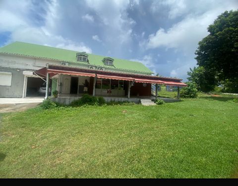 À Vendre Maison aux Abymes