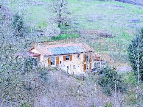 MAISON 7 pièces et terrain 6215m² à 69170 DIEME