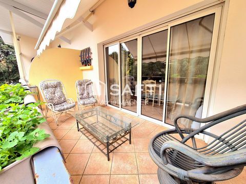 Rare sur le secteur maison de ville T4 de 61m2 avec double terrasses, jardin privatif et garage, commerces plage et port à pied !