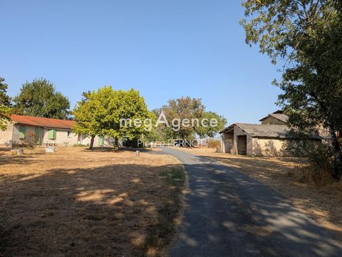 Maison plain pied et ferme à rénover au calme