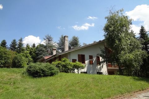 Price On Request 4-Bedroom villa Panoramic villa situated 1 km from the town of Castelraimondo in the Marches. The villa, partly renovated in the last few years with new roof, measures 330 sq m and comprises a main residence and an apartment of 50 sq...