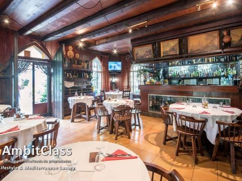 Montseny Natural Park Mountain hotel with excellent location, in privileged surroundings, easy access and parking. The building is 1,310m² on a plot of approximately 12,500 m². With a total of 15 suite rooms, hall, reception, 2 large living rooms, ki...