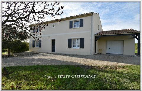 Dpt Charente Maritime (17), à vendre proche de SAINT JEAN D'ANGELY maison P7 sur 2000m² de jardin avec garage