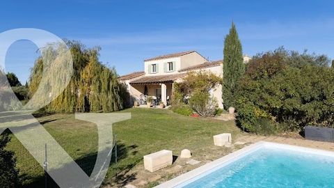 In the countryside of Maussane les Alpilles, but still conveniently close to the village centre, this attractive house was built in 2000. On the ground floor there is a lovely, bright living room with open-plan kitchen, dining room and sitting room. ...