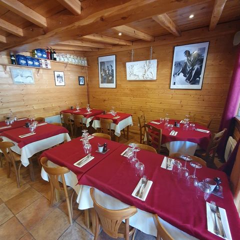 Alpes de Haute Provence (04), FDC à vendre LA FOUX D'ALLOS Restaurant 40 places, terrasse