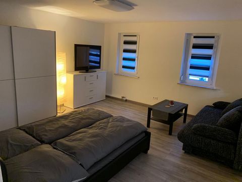 Fully equipped apartment in Engstingen, bedroom with double bed and TV, living room with double bed and sofa bed and TV, dining room with TV (the sofa bed can also be placed here). Kitchen, shower, and extra WC. WLAN and parking free of charge.