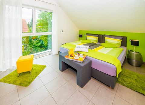 Overview: - for 3 people (max. 5 people + 1 travel cot) - 55 m² - 3 rooms + bathroom with shower - fully equipped kitchen - Roof balcony - 2nd floor, south-facing to the garden Note: We have a wide range of small and large apartments and are happy to...