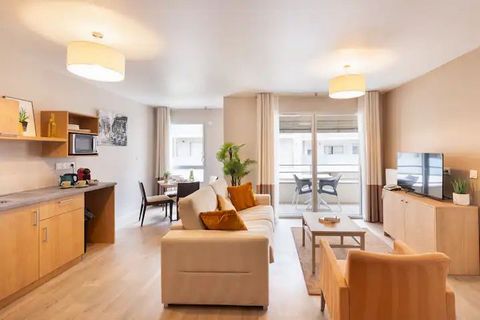 Beautiful T2 flat in a residence. The location is ideal, as it is near metro line 9 and a bus station (102), ensuring easy access to Paris. Enjoy a modern living area, a fully supplied kitchen, a bathroom with a walk-in shower, and a cozy bedroom wit...