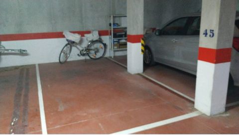 Total surface area 14 m², car park usable floor area 10 m², state of repair: in good condition.