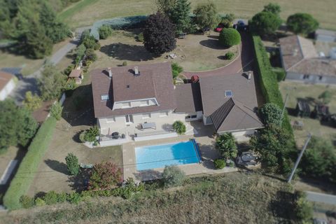 Dpt Isère (38), à vendre VILLETTE DE VIENNE villa T8, terrain 3100 m2