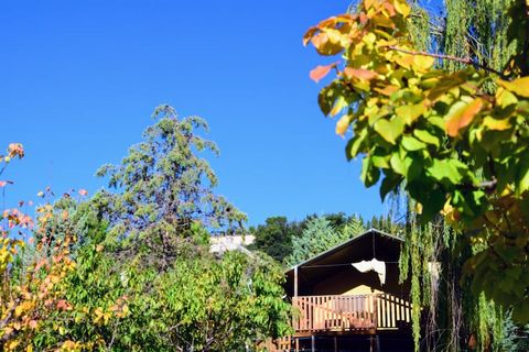 Un lugar perfecto para unas vacaciones entre mar, colinas y naturaleza, en medio de las colinas de Las Marcas, entre huertos y olivares. El apartamento está situado en la planta baja, con entrada independiente y tiene capacidad para 5 personas, con 1...