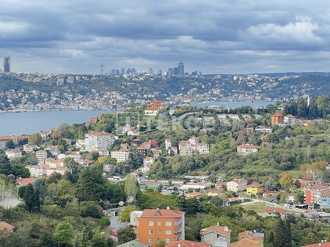 Wohnungen zum Verkauf in einem Komplex mit Blick auf den Bosporus in İstanbul Üsküdar Die zum Verkauf stehenden Wohnungen befinden sich in Üsküdar, einem der historischen Viertel der anatolischen Seite. Üsküdar ist einer der Bezirke, in denen ein ruh...