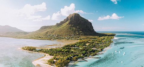 Welcome to Harmonie Golf & Beach Estate, an exclusive 73-hectare estate nestled between the turquoise lagoon of Rivière Noire and the majestic Mauritian mountains. This prestigious real estate project, combining contemporary elegance and eco-friendly...