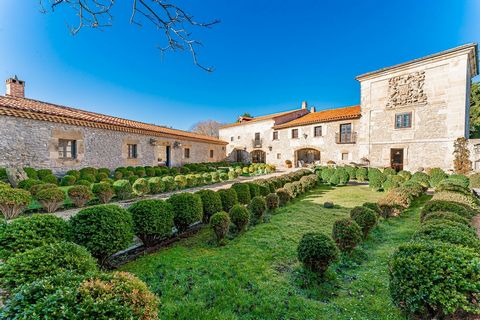 BERNADO LUXURY HOUSES sells this beautiful Palace. We also serve by WhatsApp in the 696956400 Gardens with sea views, stately rooms brimming with magic and good taste... in the heart of the Cantabrian coast, in front of Cape Ajo, is the Palacio de la...