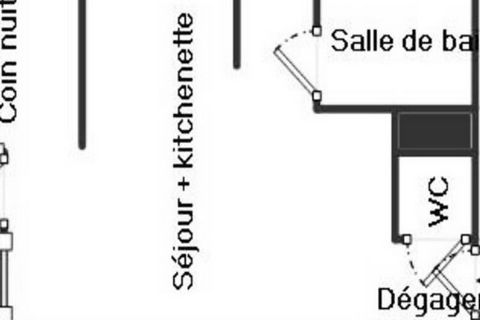 De residentie is gelegen in Chamrousse 1750 (Roche Béranger). Mede-eigendom aan de voet van de pistes, winkels Residentie met lift van 7 verdiepingen en 163 wooneenheden. Skikluisje. Studiocabine van 24m², op de 4e verdieping met balkon op het noorde...