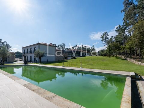 Boutique Hotel em Ponte de Lima, Portugal. Localizado na Vila mais antiga de Portugal, Ponte de Lima. Este boutique hotel oferece sofisticação, conforto e comodidades ímpares. A qualidade é visível em cada detalhe, assim como o bom gosto do design de...