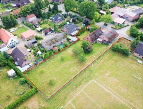 JETZT KfW-Förderung nutzen! Entdecken Sie dieses ländlich gelegene, helle und familienfreundliche Grundstück mit Altbestand in Kutenholz - Mulsum. Die großzügige Gesamtfläche bietet vielseitige Gestaltungs- und Ausbauoptionen in ruhiger Lage eine wah...