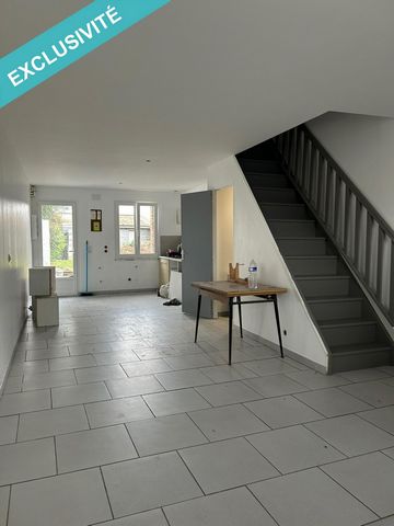 Beau potentiel pour cet immeuble à vendre sur Douchy les Mines Idéal investisseur 2 maisons dont l'une entièrement terminée composée d'une pièce de vie lumineuse de 35m2 avec coin cuisine, wc séparé. Au 1er étage palier,une salle de bain avec baignoi...